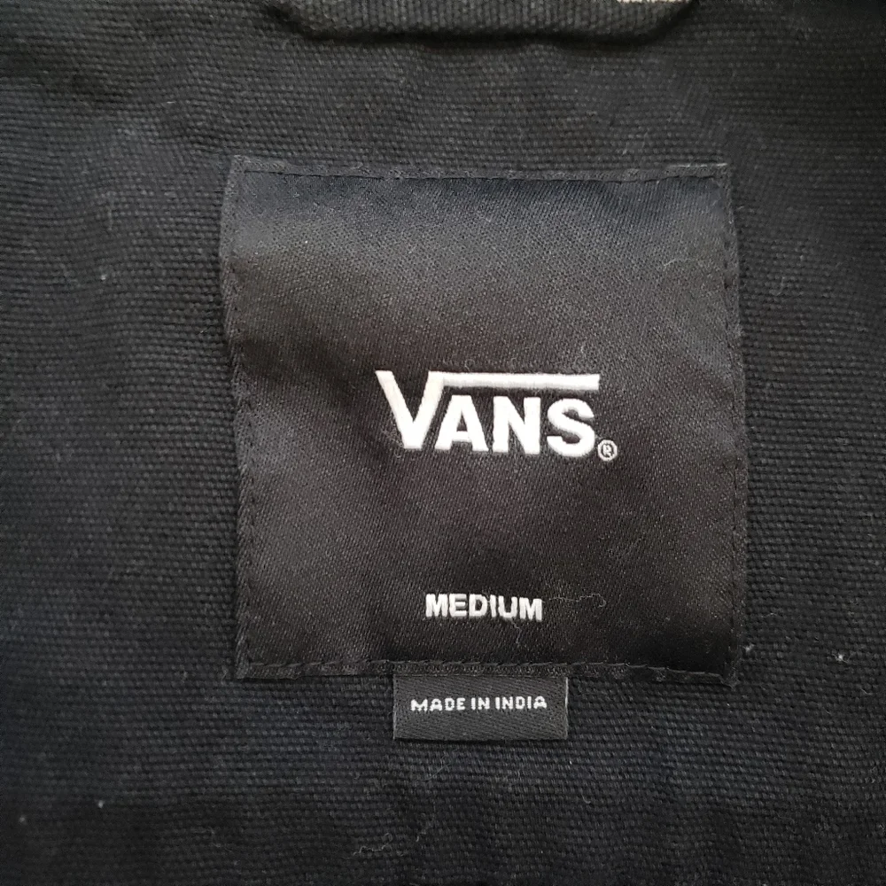 VANS MEN'S Half-Zip HALIFAX JACKET SIZE MEDIUM Color Black‎